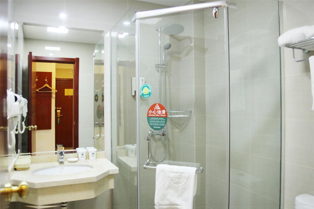 Greentree Inn Guangxi Yulin Jincheng Commercial Building Shell Hotel מראה חיצוני תמונה